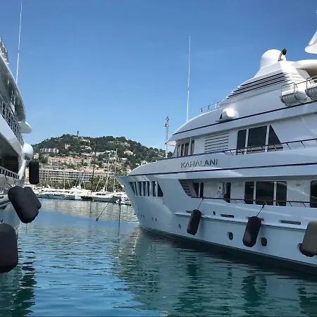 Anne Marie Cannes